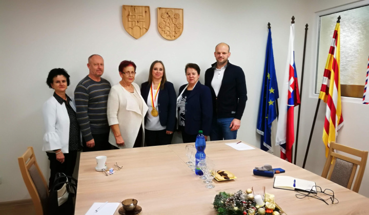 Ustanovujúce zastúpiteľstvo